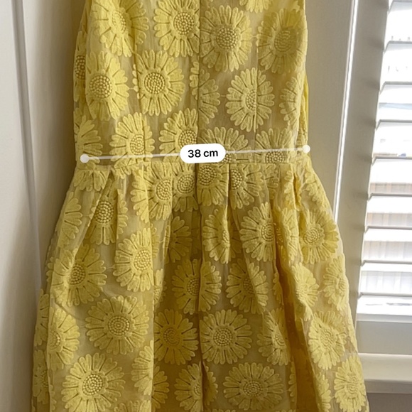 YELLOW FLORAL EMBROIDERED ASOS SPRING DRESS - Picture 3 of 5